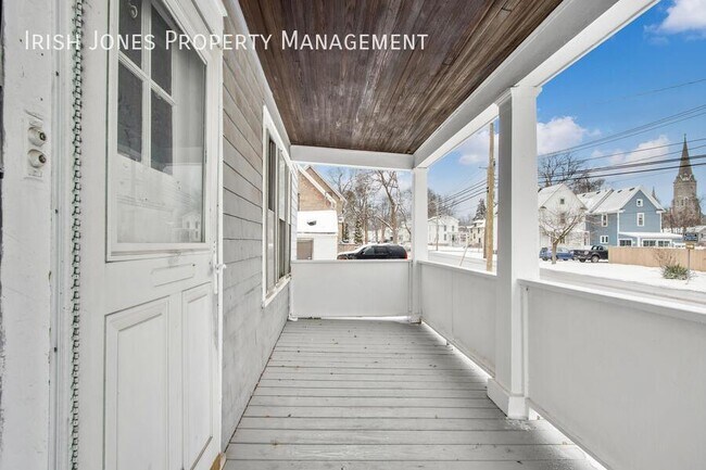 Building Photo - 95 N Transit St