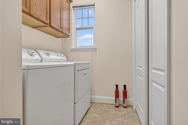 Building Photo - 13210 Rabbit Chase Rd