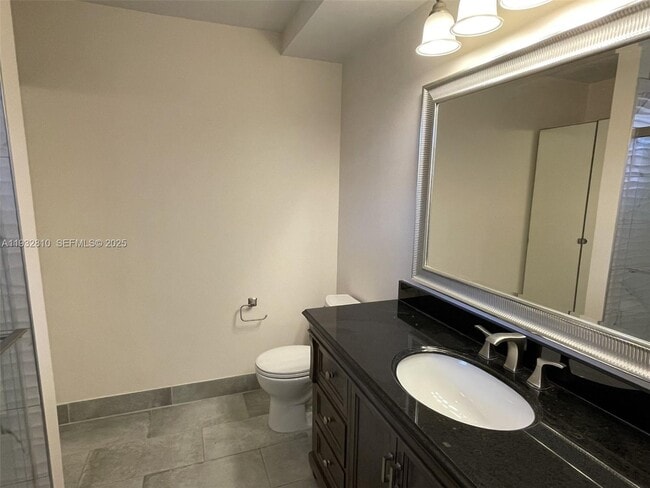 Building Photo - 16606 Greens Edge Cir