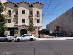 Building Photo - 14537 Archwood St