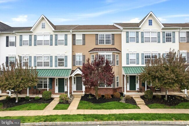 Building Photo - 2028 Berkeley Dr