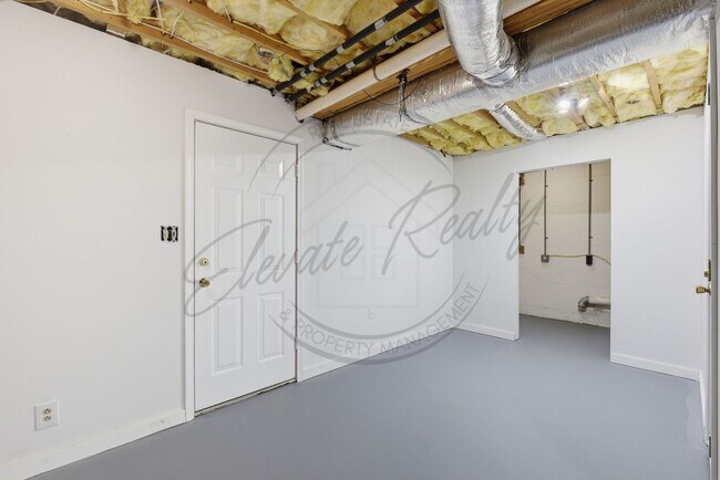 Building Photo - 436 Kelsey Dr