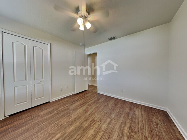 Building Photo - 12426 Tree Pointe Ct