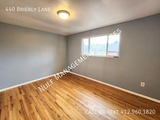 Building Photo - 440 Brierly Ln