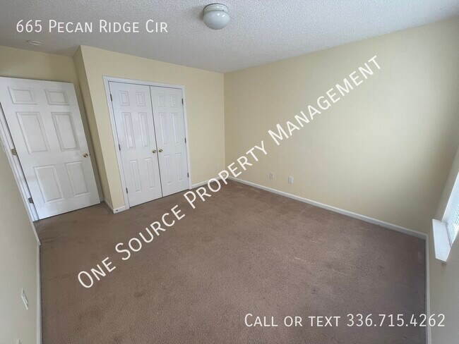 Building Photo - 665 Pecan Ridge Cir