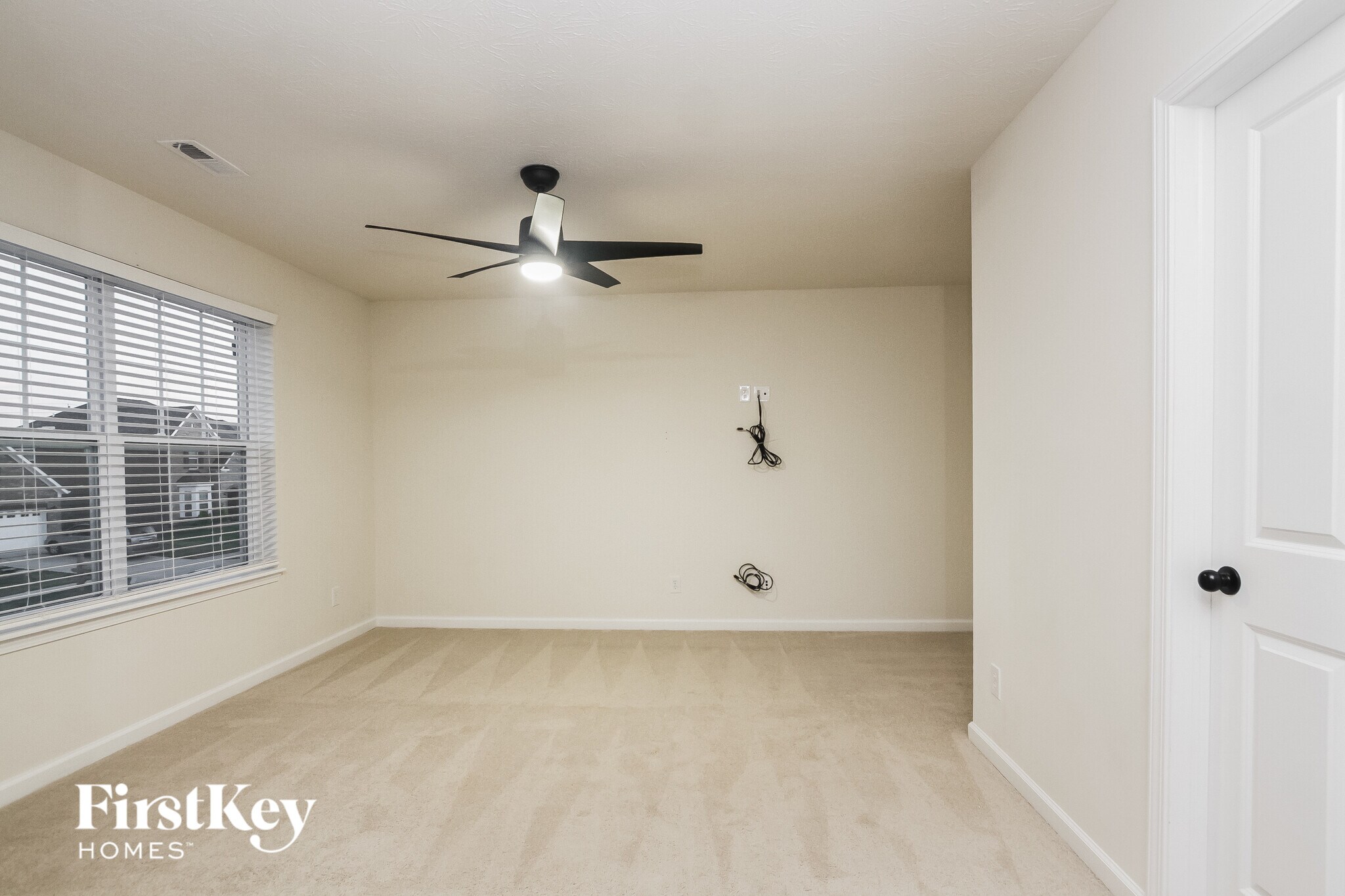 Building Photo - 8644 Hornady Dr