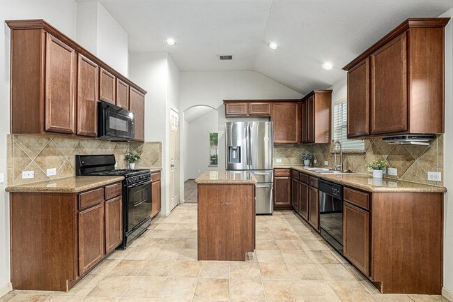 Building Photo - 25227 Ginger Ranch Dr