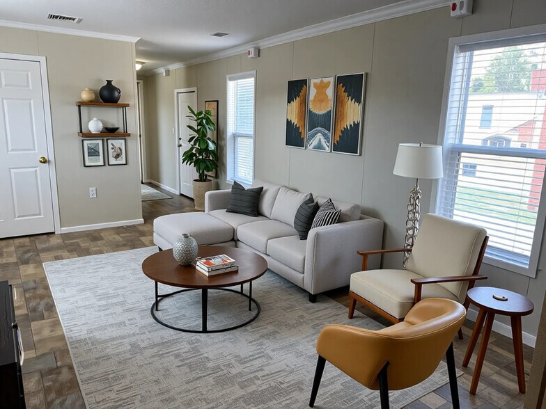 Primary Photo - 709 N Collins Fwy