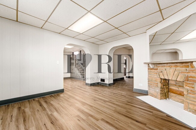 Building Photo - 158 Dakota Ave