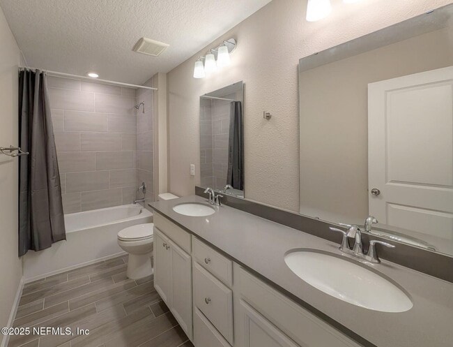 Building Photo - 383 BORACAY Cir