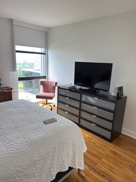 Building Photo - 3625 N Country Club Dr