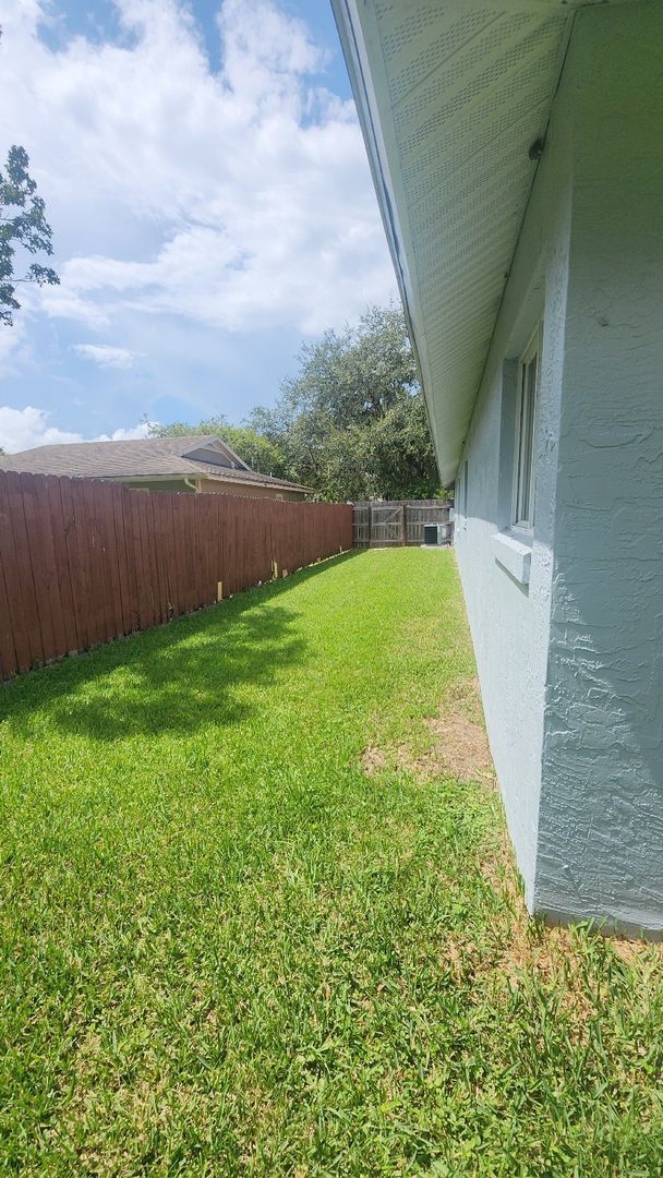 Building Photo - The Woodlands of Palm Coast- FURNISHED- 4 Bedroom 2 Bath- Long Term