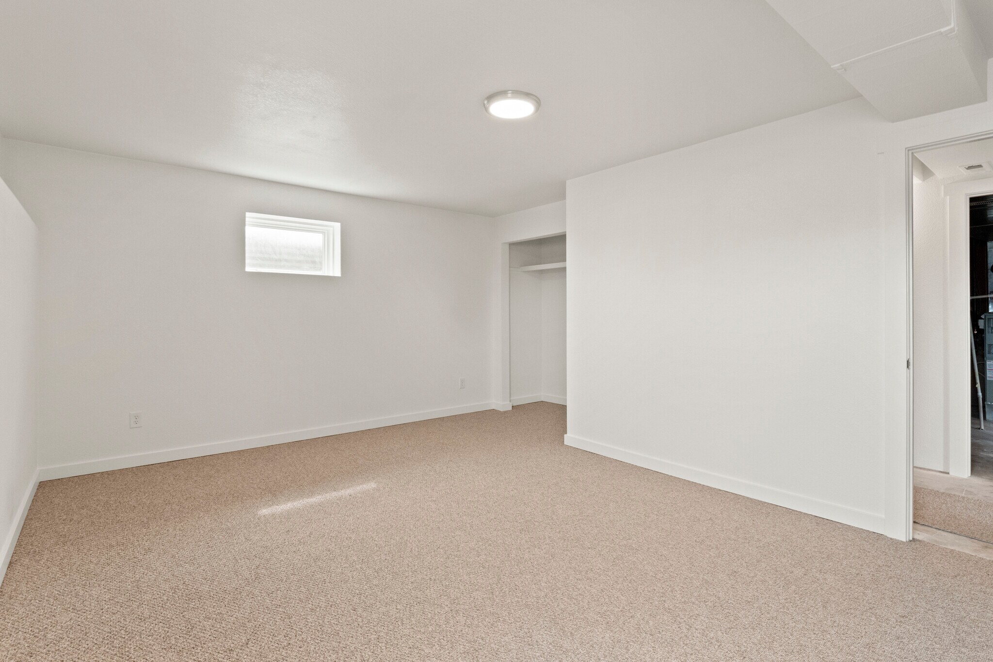 Building Photo - 5704 W Garden Springs Rd