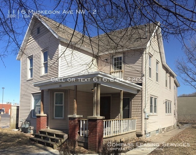1116 Muskegon Ave NW 1116 Muskegon Ave NW Grand Rapids MI 49504