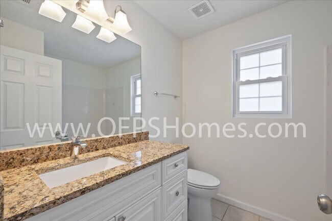 Building Photo - 4900 Cherokee Heights