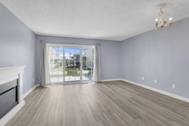 Building Photo - 2014 Burbridge Ln