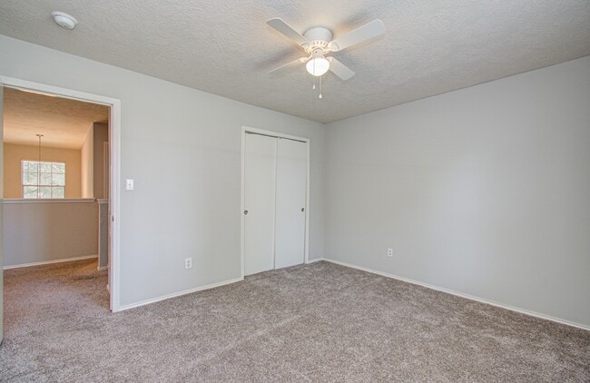 Building Photo - 16126 Coleburn Dr
