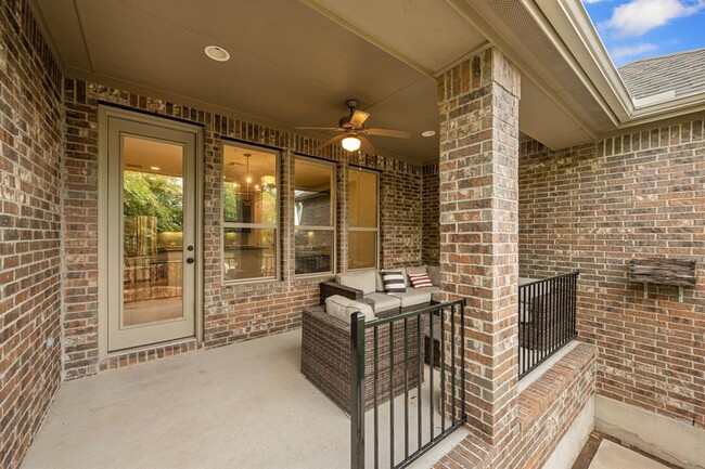 Building Photo - 2201 Quarry Loop