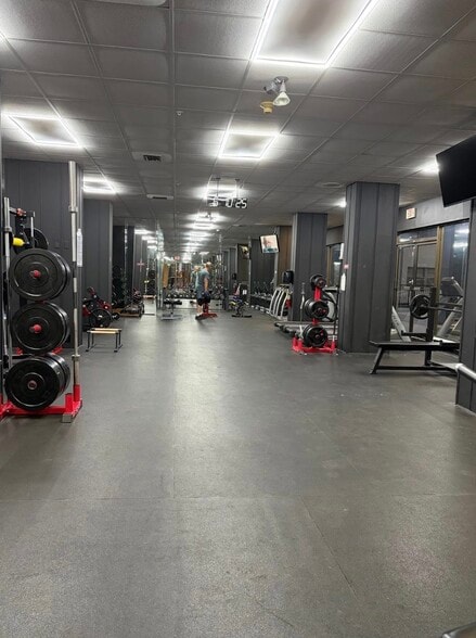 Building Photo - 2780 NE 183rd St