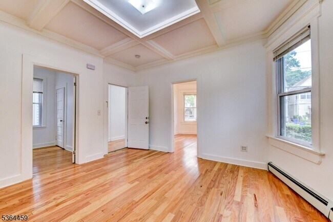 Building Photo - 24 Eckert Ave