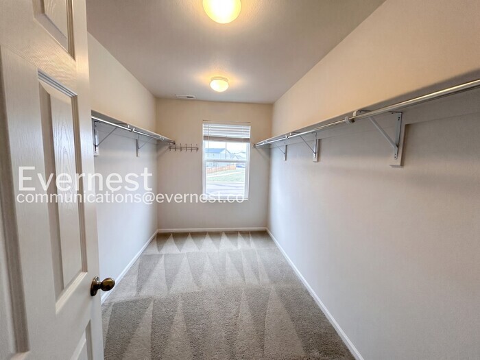 Building Photo - 2560 Gobi Dr