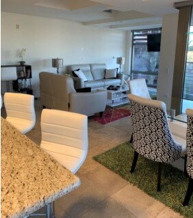 Building Photo - 7137 E Rancho Vista Dr