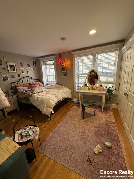 Building Photo - 80 West Cedar St