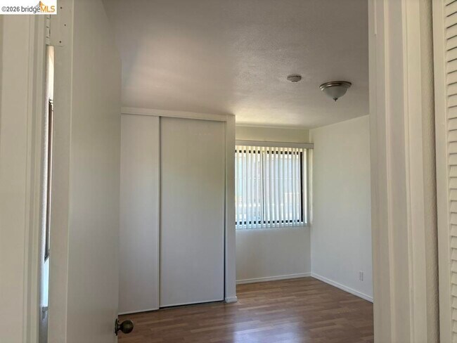 Building Photo - 209 Galano Plaza