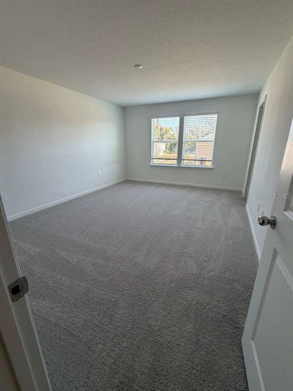 Building Photo - 3617 SE 37th Ct