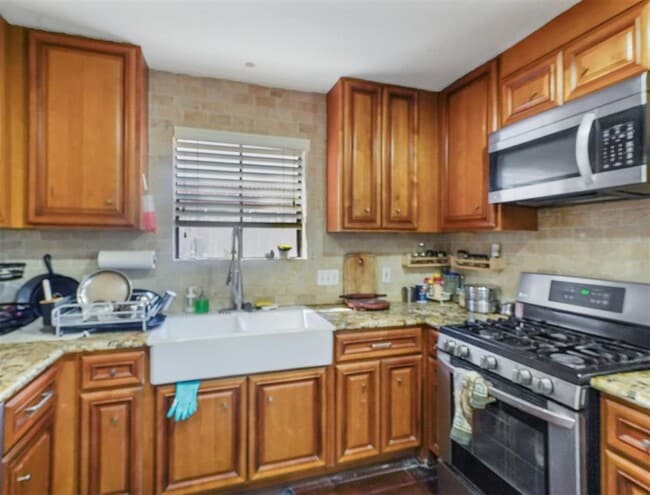 Building Photo - 11738 Wickchester Ln