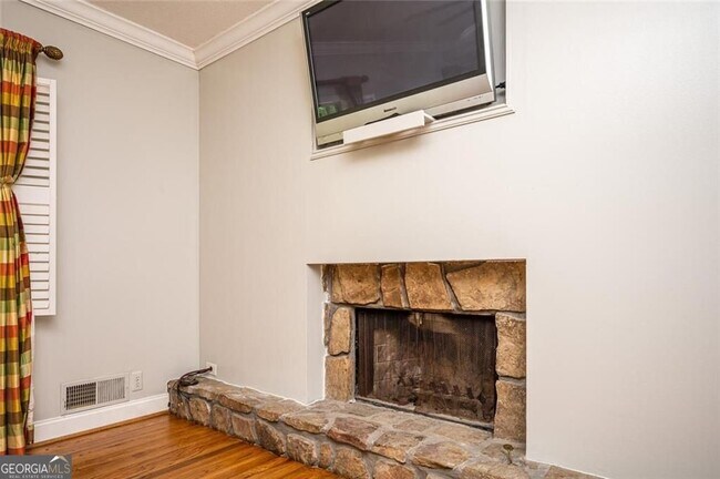 Building Photo - 1784 Halbro Dr