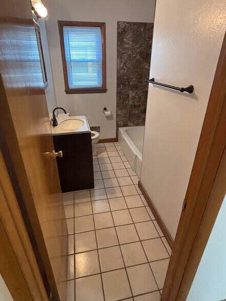 Building Photo - 4539 N 68th St