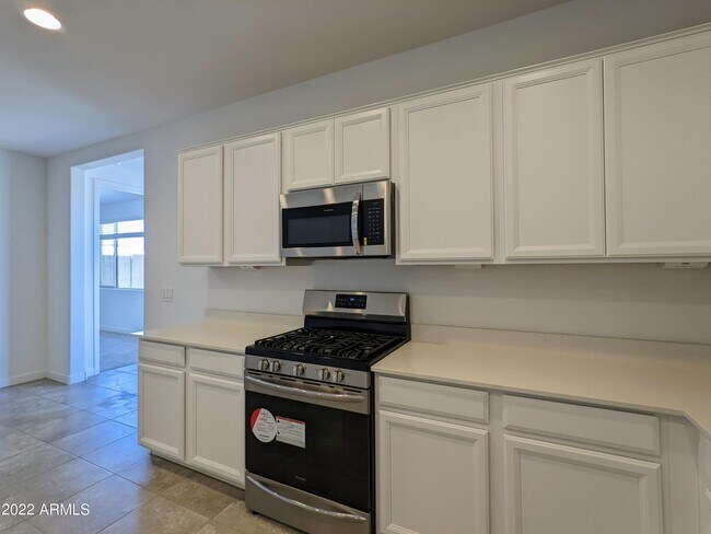 Building Photo - 16846 W Las Palmaritas Dr
