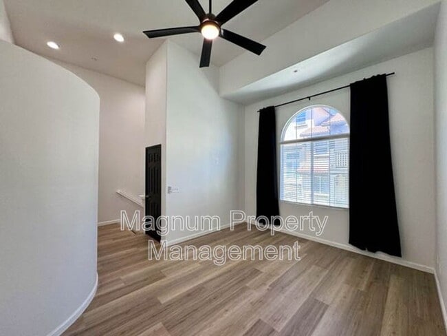 Building Photo - 33620 Willow Haven Ln