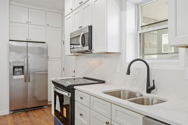 Building Photo - 19 Furber Ave