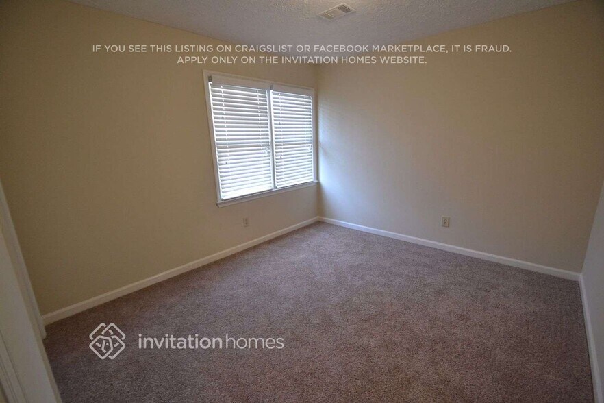 Building Photo - 1591 Willow Bluff