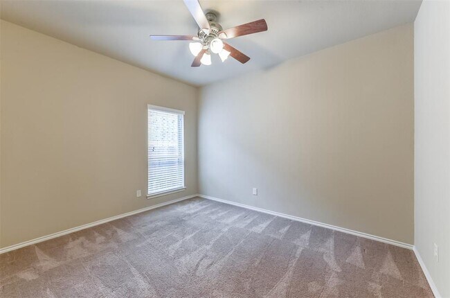 Building Photo - 248 Clementine Ct