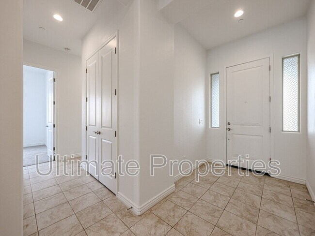 Building Photo - 28422 N 131st Dr