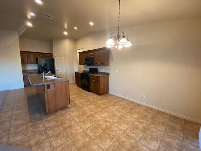 Building Photo - BEAUTIFUL HOME IN WASHINGTON FIELDS FOR RENT!