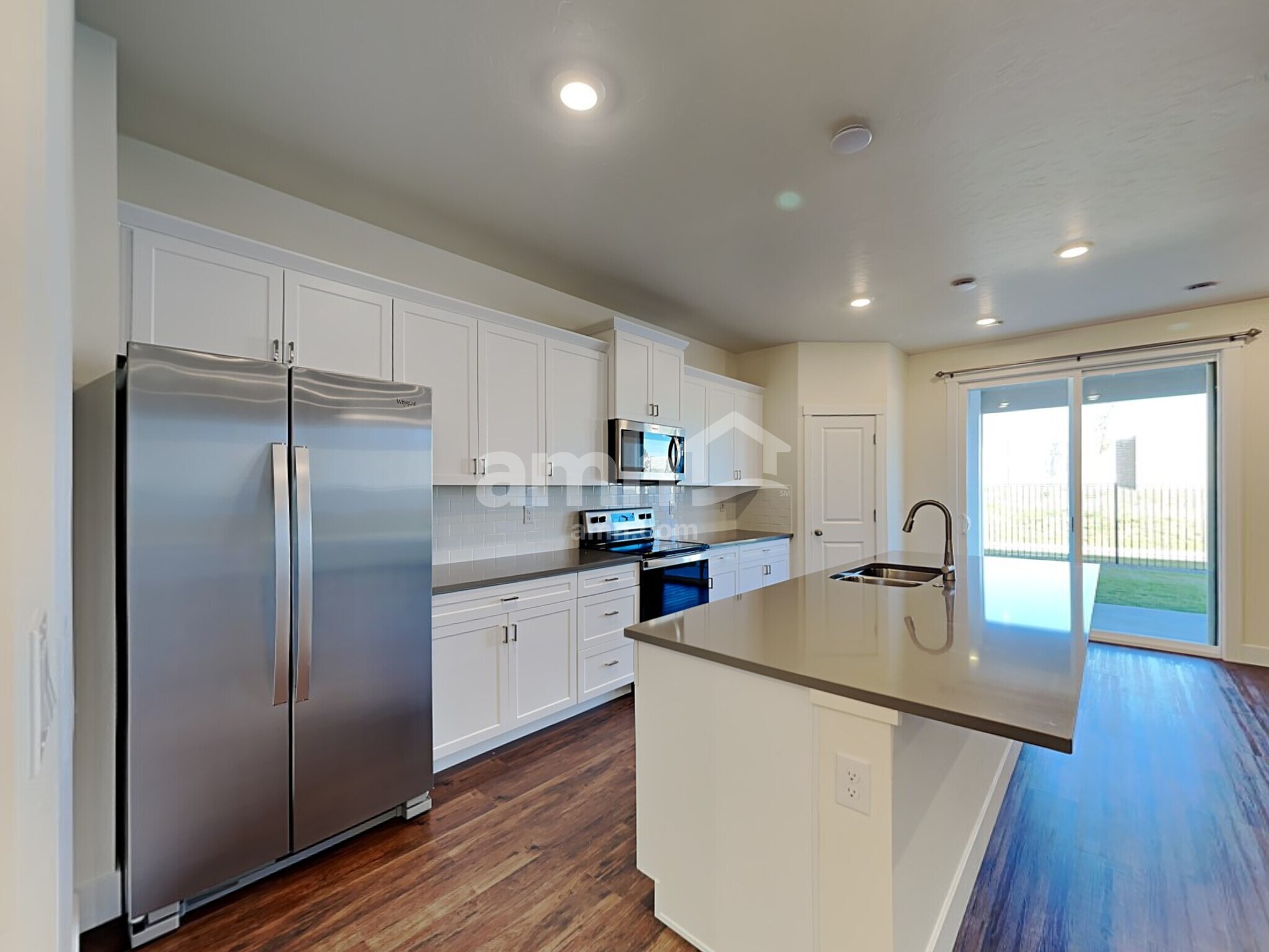 Building Photo - 6179 W Calle Lingo