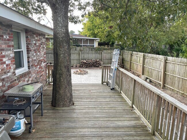 Backyard deck leading to fire pit - 2237 Ebb Tide Rd