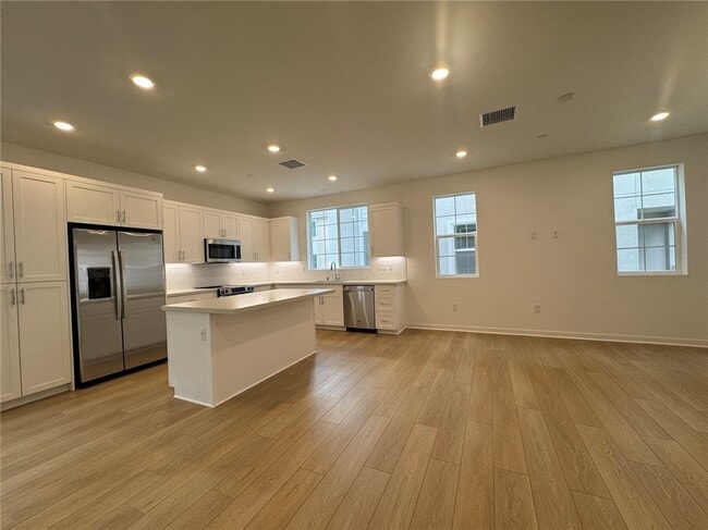 Building Photo - 12772 Lomond Wy