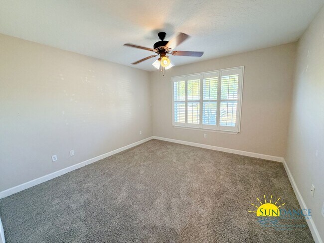 Building Photo - Charming 3-Bedroom Home in Elliott Point, Fort Walton Beach!