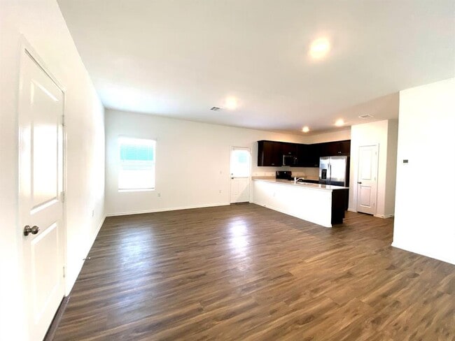 Building Photo - 14217 Sandrock Bnd