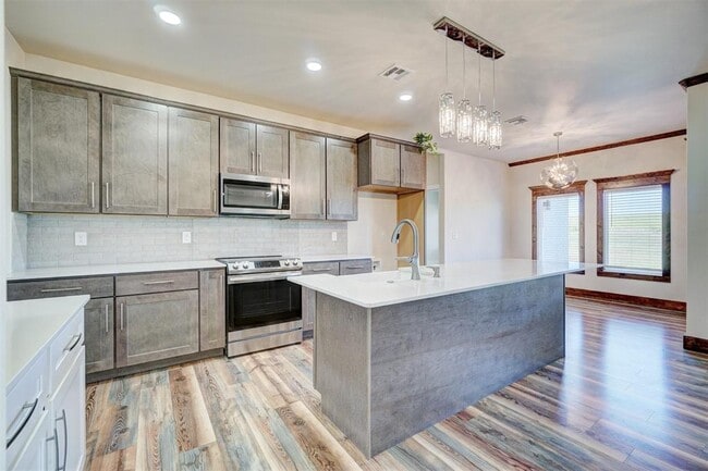 Building Photo - 4351 Whitetail Blvd
