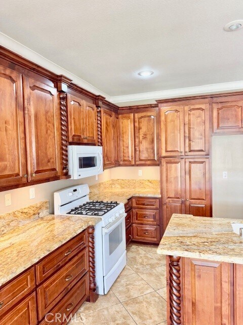Building Photo - 26204 Percheron Cir