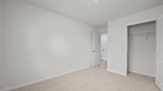 Building Photo - 105 Kimber Dr