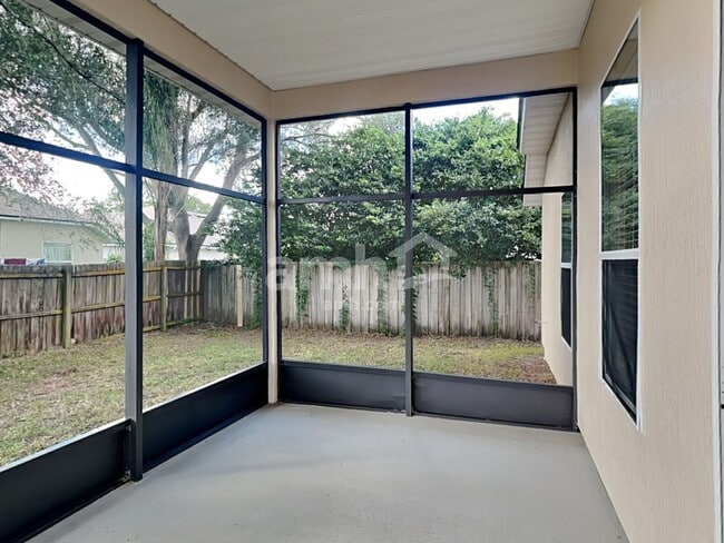 Building Photo - 633 Battlegate Ln