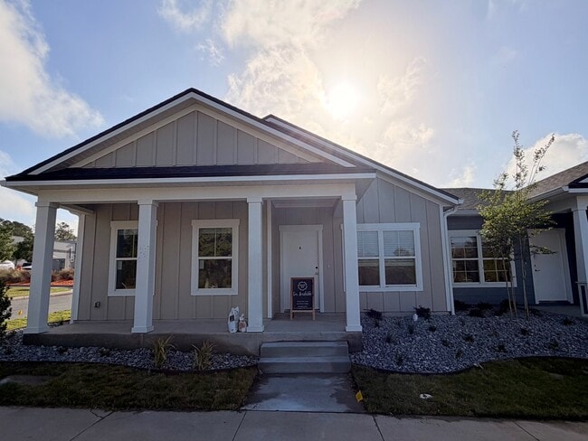 Building Photo - 8210 NW 37th Rd