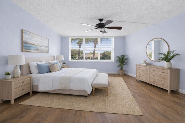 Building Photo - 931 Gardenia Dr